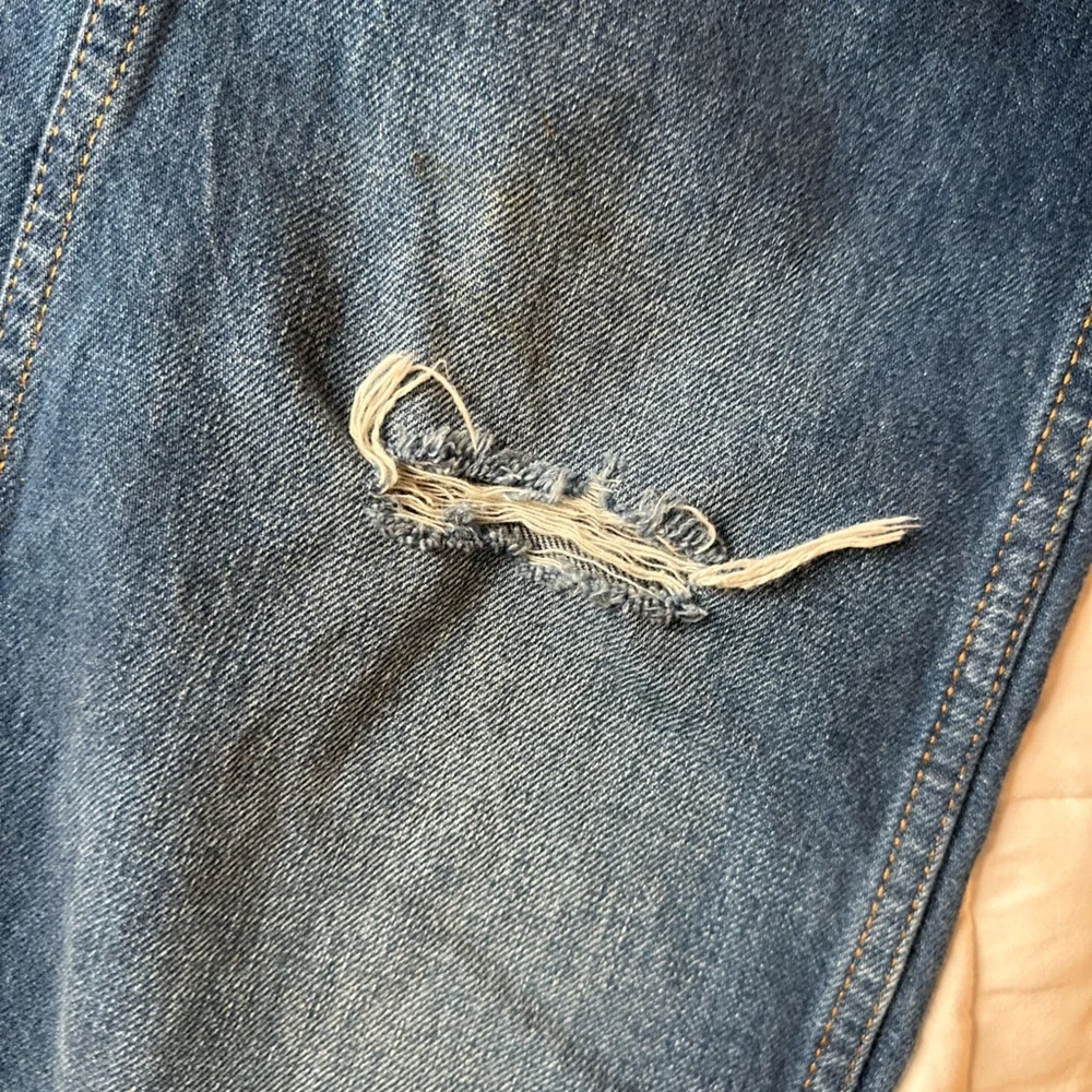 RE/DONE midwash distressed 90s high rise loose fitting straight leg jeans - Picture 7 of 10